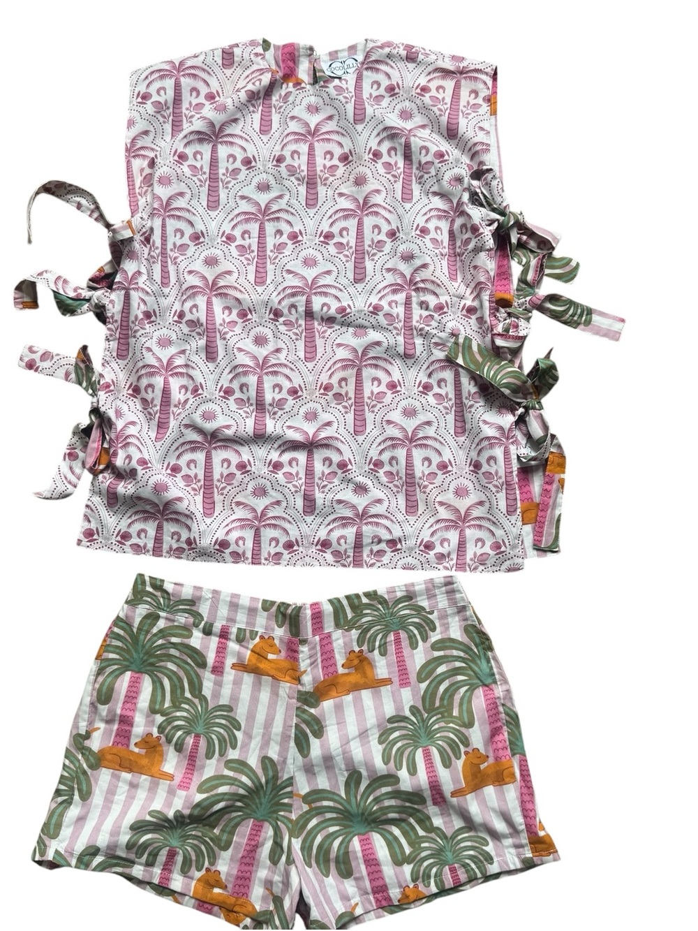 Cocolillys Reversible 100% Cotton Palm Print Tie Side Top & Shorts Set Size L - Picture 5 of 9
